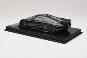 Koenigsegg Regera Black Carbon Package FrontiArt 1:18 F079-179 Resin - image 5 of 7