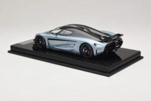 Koenigsegg Regera Blue Carbon Package FrontiArt 1:18 F079-173 Resin - image 5 of 7