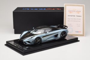 Koenigsegg Regera Blue Carbon Package FrontiArt 1:18 F079-173 Resin - image 7 of 7