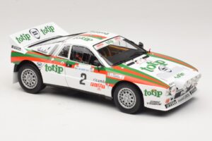 Lancia 037 #2 A. Bettega / M. Perissinot Rally San Marino 1984 Kyosho 1:18 08306F Diecast - image 6 of 8