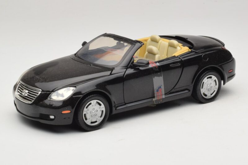 Lexus SC430 Convertible Black Motormax 1:18 73119 Diecast
