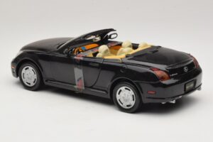 Lexus SC430 Convertible Black Motormax 1:18 73119 Diecast - image 5 of 6