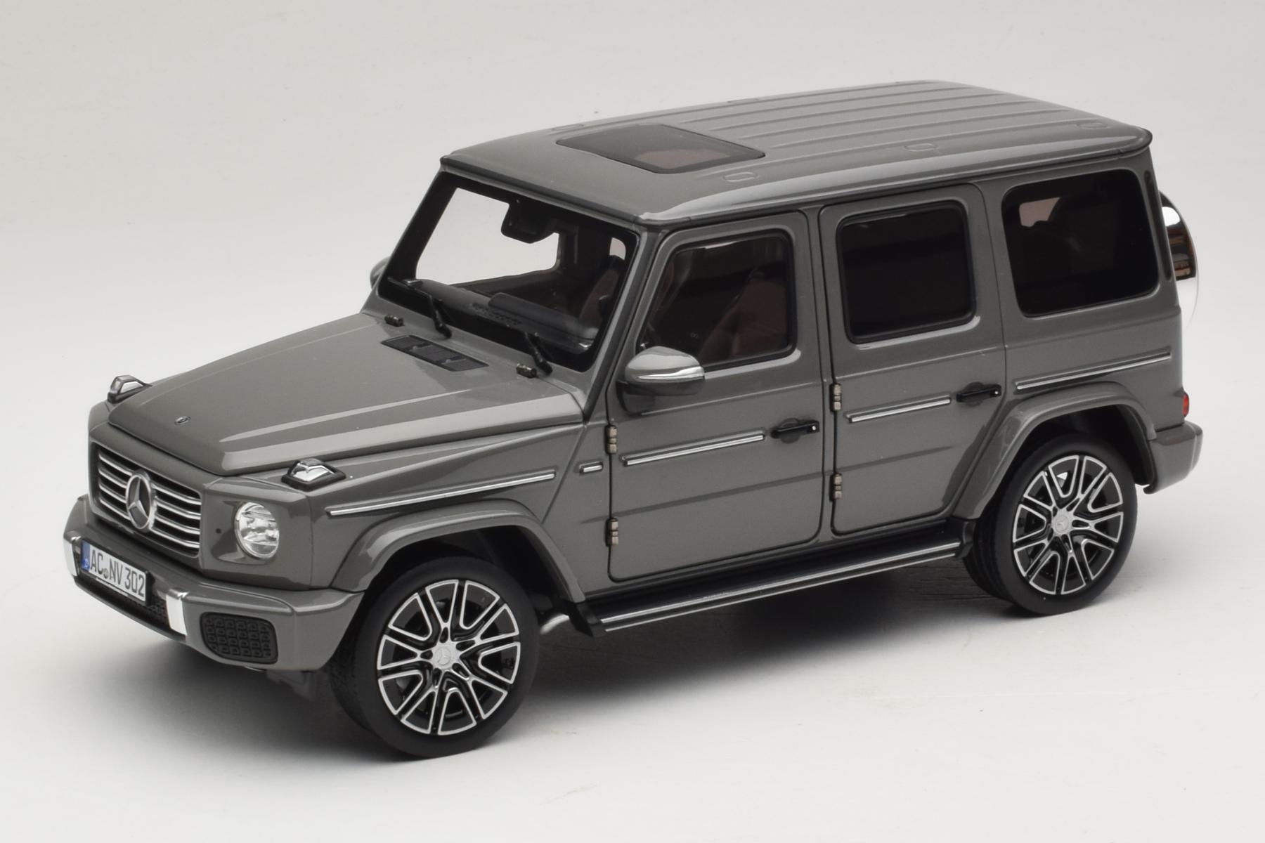 ベンツGクラス G500 AMGライン 限定品1/18スケール　NOREV Norev Mercedes G-Class 1:18 Classic Grey Diecast Model