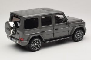 Mercedes G-Class W465 Classic Grey Norev 1:18 183035 Diecast - image 2 of 6