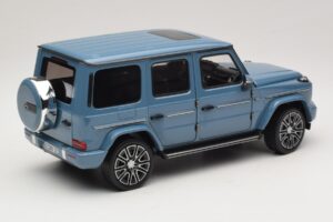 Mercedes G-Class W465 Vintage Blue Norev 1:18 183034 Diecast - image 2 of 6