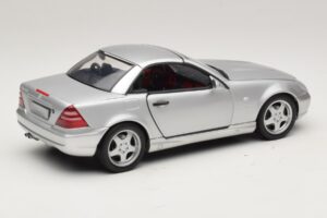 Mercedes SLK230 R170 AMG Roadster Silver UT Models 1:18 26152 Diecast - image 3 of 8