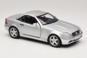 Mercedes SLK230 R170 AMG Roadster Silver UT Models 1:18 26152 Diecast - image 6 of 8