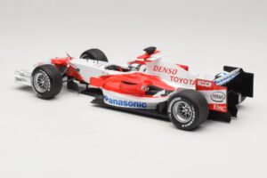 Panasonic Toyota Racing TF106 #11 J. Trulli 2006 Minichamps 1:18 AM59558L Diecast - image 5 of 7