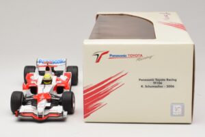 Panasonic Toyota Racing TF106 #12 R. Schumacher 2006 Minichamps 1:18 AM59557K Diecast - image 6 of 7