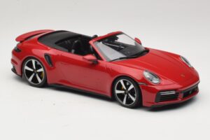 Porsche 911 992 Turbo S Cabriolet Dark Red Minichamps 1:18 PORSCHE007 Diecast - image 4 of 6