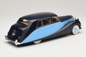 Rolls-Royce Silver Wraith Empress by Hooper Black & Dark Blue MCG 1:18 MCG18051 Diecast - image 2 of 6