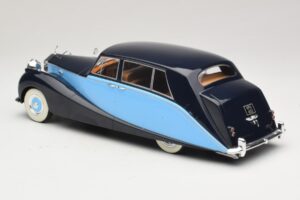 Rolls-Royce Silver Wraith Empress by Hooper Black & Dark Blue MCG 1:18 MCG18051 Diecast - image 5 of 6