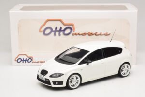 SEAT Leon Cupra R Mk2 White Otto 1:18 OT1332 Resin - image 6 of 6