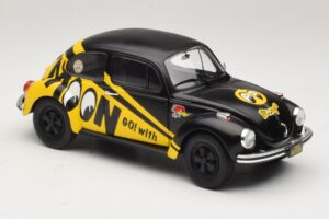 Volkswagen Beetle 1303 Go with Moon Solido 1:18 S1800519 Diecast - image 6 of 8
