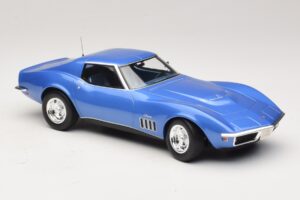 Chevrolet Corvette C3 Le Mans Blue Norev 1:18 189034 Diecast - image 4 of 6