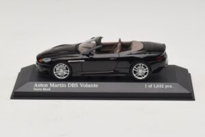 Aston Martin DBS Volante Black Metallic Minichamps 1:43 400137930 Diecast
