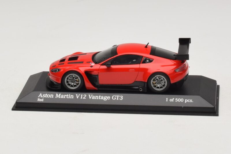 Aston Martin V12 Vantage GT3 Red Minichamps 1:43 Aston Martin V12 Vantage GT3 Red Minichamps 1:43 4371121392 Diecast