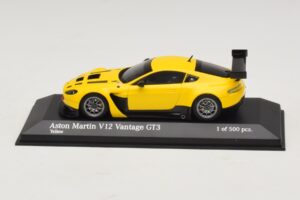 Aston Martin V12 Vantage GT3 Yellow Minichamps 1:43 437121391 Diecast