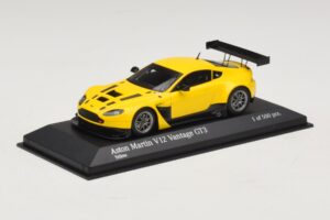 Aston Martin V12 Vantage GT3 Yellow Minichamps 1:43 437121391 Diecast - image 2 of 4