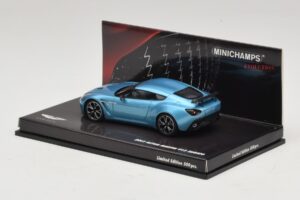 Aston Martin V12 Zagato Alba Blue Minichamps 1:43 437137222 Diecast - image 3 of 5