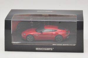 Aston Martin V12 Zagato Red Minichamps 1:43 437137220 Diecast - image 5 of 5