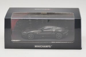Aston Martin V12 Zagato Scintilla Silver Minichamps 1:43 437137221 Diecast - image 5 of 5