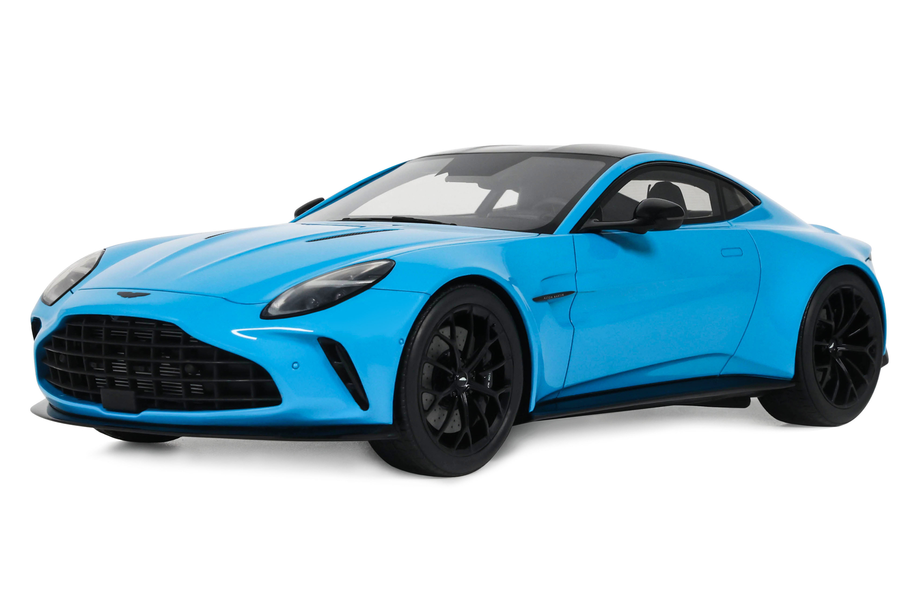 GT Spirit Aston Martin Vantage 1:18 Resin Elwood Blue