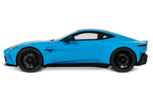 Aston Martin Vantage Elwood Blue GT Spirit 1:18 GT1008 Resin - image 3 of 5