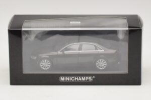 Audi A4 B8 Brown Metallic Minichamps 1:43 410011000 Diecast - image 3 of 3