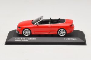 Audi RS5 B8 Cabriolet Red Minichamps 1:43 410011230 Diecast