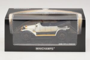 Audi Typ A Phaeton White Blue Minichamps 1:43 437019032 Diecast - image 5 of 5