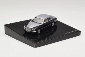Bentley Arnage R Silver Minichamps 1:43 BL387 Diecast - image 2 of 4