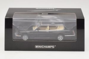 Bentley Azure Black Minichamps 1:43 436139930 Diecast - image 4 of 4