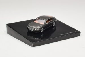 Bentley Continental GT Cypress Green Minichamps 1:43 BL312 Diecast - image 2 of 4