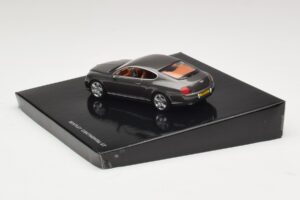 Bentley Continental GT Cypress Green Minichamps 1:43 BL312 Diecast - image 3 of 4