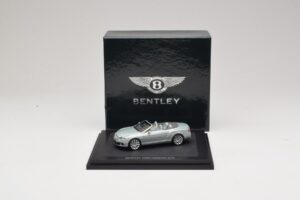Bentley Continental GTC Light Grey Metallic Minichamps 1:43 BL907 Diecast - image 3 of 4