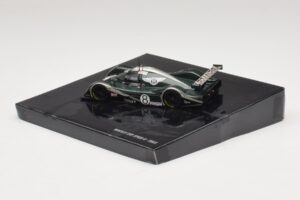 Bentley EXP Speed 8 LMP900 #8 A. Wallace / B. Leitzinger 24 Hours of Le Mans 2002 Minichamps 1:43 403021308 Diecast - image 3 of 4