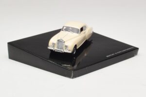 Bentley R-Type Continental Ivory Minichamps 1:43 BL426 Diecast - image 2 of 4
