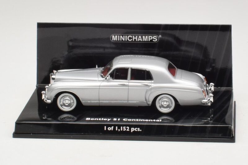 Bentley S1 Continental Silver Minichamps 1:43 436139552 Diecast