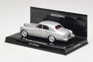 Bentley S1 Continental Silver Minichamps 1:43 436139552 Diecast - image 3 of 4
