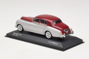 Bentley S2 Silver Red Minichamps 1:43 403139953 Diecast - image 3 of 4