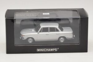 BMW 1800 TI/SA Silver Minichamps 1:43 400025100 Diecast - image 4 of 4
