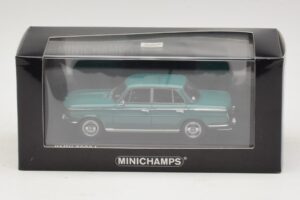 BMW 2000A Green Minichamps 1:43 437023001 Diecast - image 4 of 4