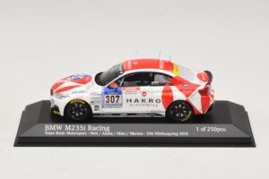 BMW M235i Bong Motorsport #307 Nett / Akata 24 Hours of Nurburgring 2015 Minichamps 1:43 437152507 Diecast
