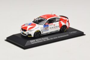 BMW M235i Bong Motorsport #307 Nett / Akata 24 Hours of Nurburgring 2015 Minichamps 1:43 437152507 Diecast - image 2 of 4