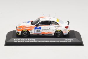 BMW M235i Team Rent2drive #304 Ackermann / Wishkirchen 24 Hours of Nurburgring 2015 Minichamps 1:43 437152504 Diecast