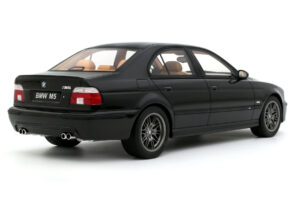BMW M5 E39 Black Sapphire Metallic Otto 1:18 OT1338 Resin - image 2 of 4