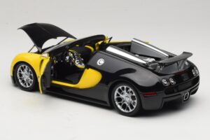 Bugatti Veyron Grand Sport Black Lemon Minichamps 1:18 100110831 Diecast - image 5 of 8