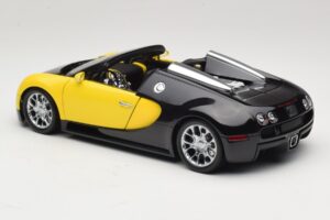 Bugatti Veyron Grand Sport Black Lemon Minichamps 1:18 100110831 Diecast - image 7 of 8
