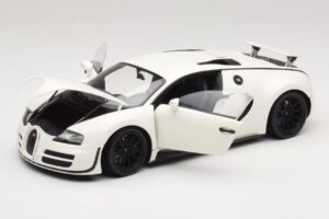 Bugatti Veyron Super Sport White Minichamps 1:18 100110844 Diecast - image 2 of 8
